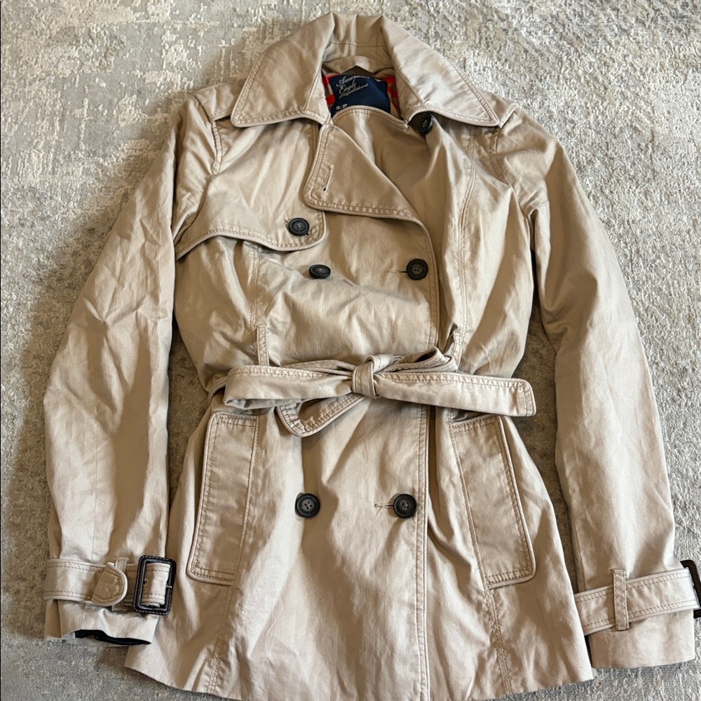 American Eagle Tan Trench Coat Small
